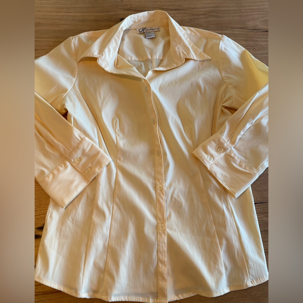 Dressbarn Yellow Button Down Shirt Large Preloved Women’s